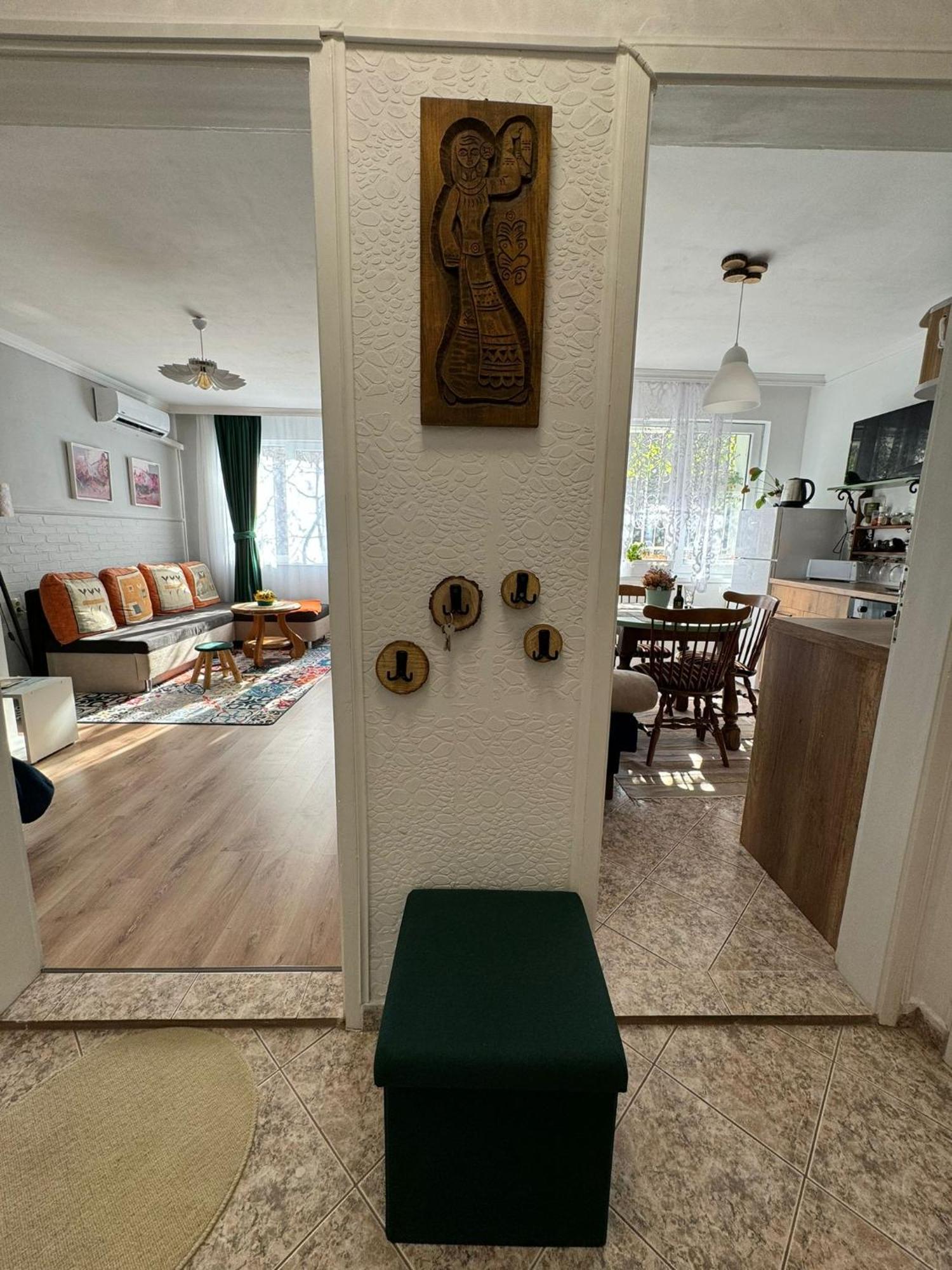 The Master And Margarita Apartment, Майстора И Маргарита 2 Burgas Bagian luar foto
